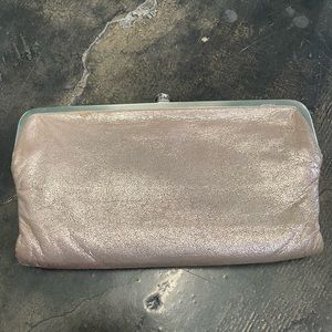 HOBO Lauren Clutch Pink Shimmer wallet